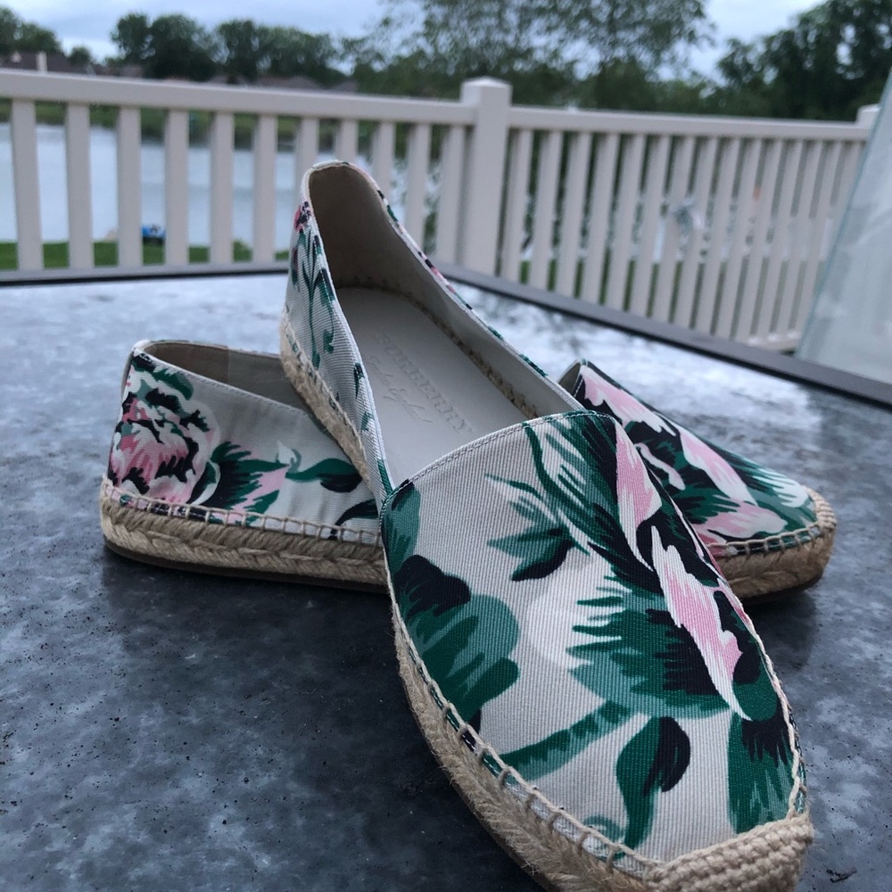 Burberry Floral Flat Canvas Espadrilles - Picture 3 of 3